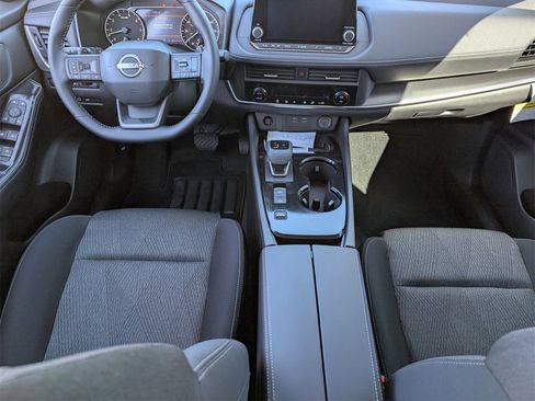 New 2026 Nissan Rogue SV image 9