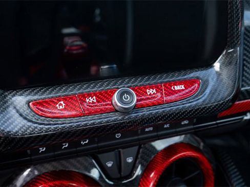 Used 2019 Chevrolet Camaro SS image 21