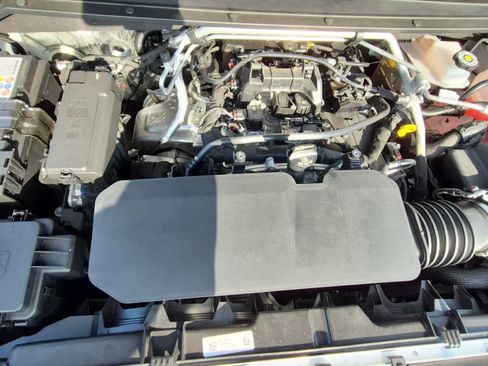 Used 2026 GMC Canyon AT4 w/ Technology Plus Package image 20