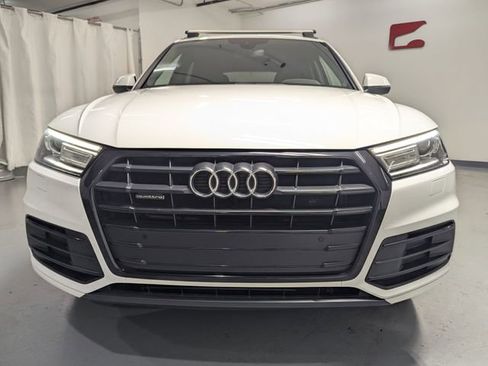 Used 2020 Audi Q5 2.0T Premium w/ Titanium Sport Package image 25