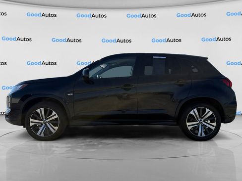 Used 2021 Mitsubishi Outlander Sport ES image 2