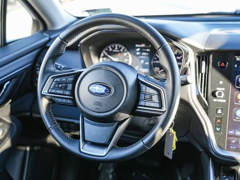 Used 2025 Subaru Outback Premium image 17