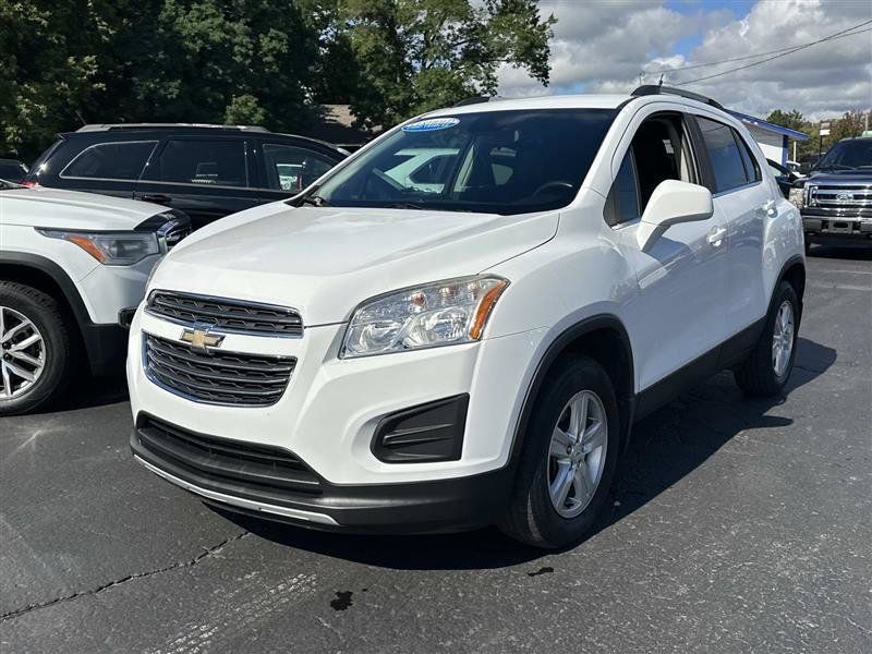 Used 2016 Chevrolet Trax LT w/ LT Convenience Package AWD/4WD image 5