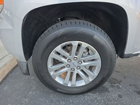 Used 2019 GMC Canyon SLT image 33