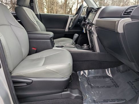 Used 2020 Toyota 4Runner SR5 image 21