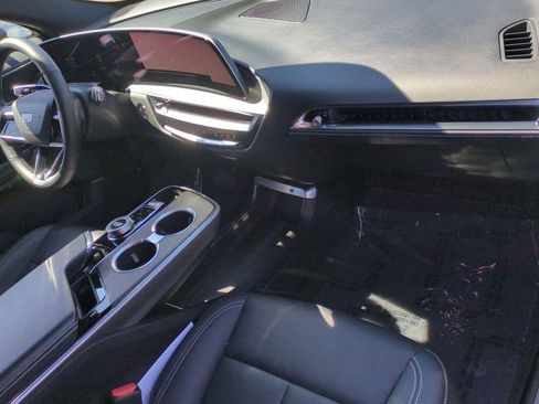 Certified 2024 Cadillac Lyriq Luxury image 16