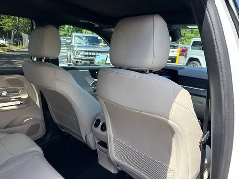 Used 2026 Mercedes-Benz GLB 250 4MATIC image 25