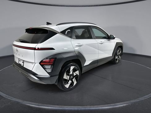 Used 2024 Hyundai Kona Limited FWD image 8