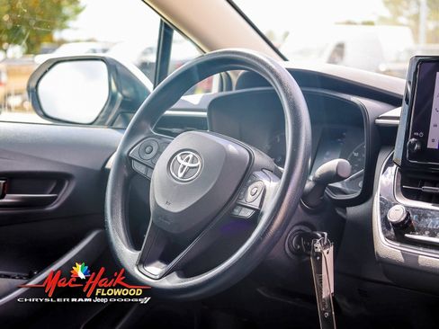 Used 2024 Toyota Corolla LE image 10