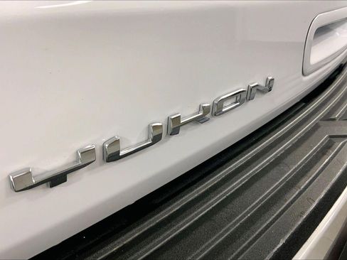 Used 2026 GMC Yukon AT4 Ultimate AWD/4WD image 8