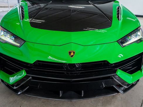 Used 2023 Lamborghini Urus Performante image 15