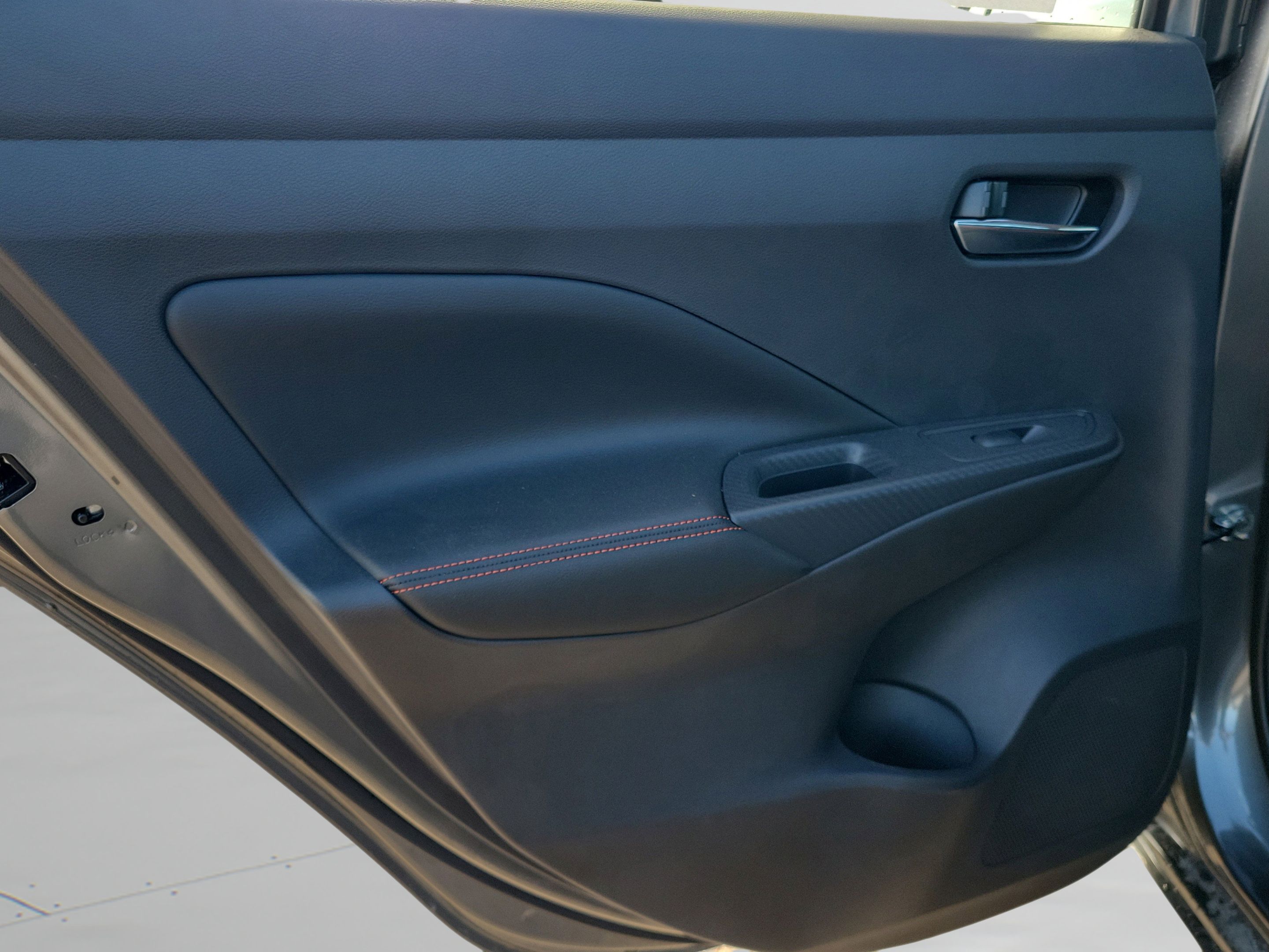 New 2025 Nissan Versa SR w/ Trunk Package FWD image 8