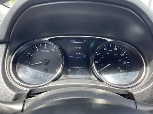 Used 2015 Nissan Rogue S FWD image 5