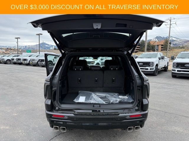 New 2026 Chevrolet Traverse RS AWD/4WD image 32