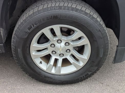 Used 2019 Chevrolet Tahoe LT image 32