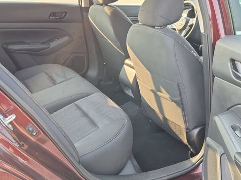 Used 2025 Nissan Altima 2.5 SV FWD image 29