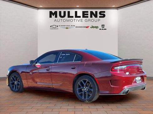 Used 2021 Dodge Charger SXT w/ Blacktop Package image 4