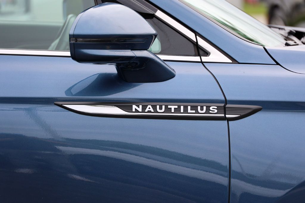 Used 2019 Lincoln Nautilus Reserve AWD/4WD image 24