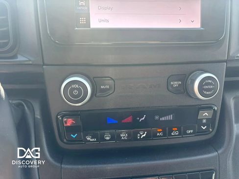 Used 2026 RAM ProMaster 2500 w/ Convenience Group FWD image 21