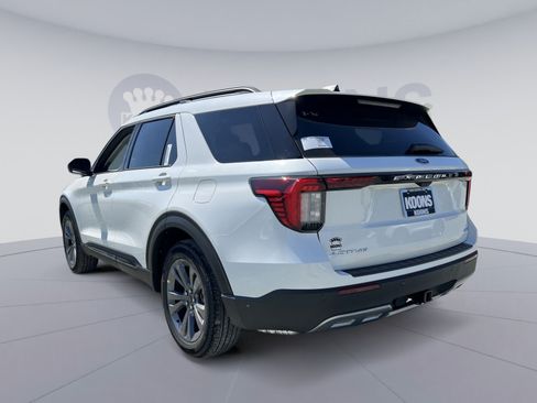 New 2026 Ford Explorer Active w/ Active Comfort Package AWD/4WD image 4