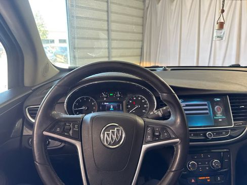 Used 2019 Buick Encore Preferred AWD/4WD image 21
