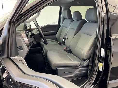 Used 2025 Ford F150 XLT w/ Equipment Group 301A Standard AWD/4WD image 18