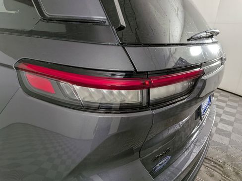 New 2025 Jeep Grand Cherokee Limited w/ Luxury Tech Group II image 13