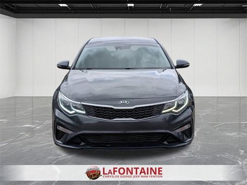 Used 2020 Kia Optima LX image 8