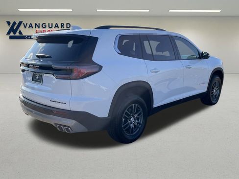 Used 2025 GMC Acadia Elevation image 5