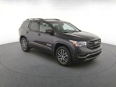 Used 2017 GMC Acadia SLE w/ Driver Alert Package I AWD/4WD image 2