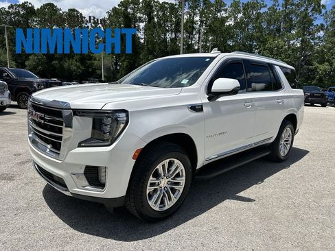 Certified 2022 GMC Yukon SLT w/ SLT Premium Package AWD/4WD image 1