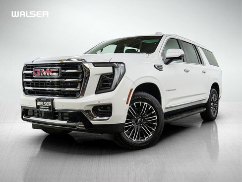 Used 2025 GMC Yukon XL Elevation w/ Technology Package AWD/4WD image 1
