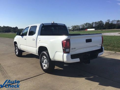 Used 2022 Toyota Tacoma SR image 6