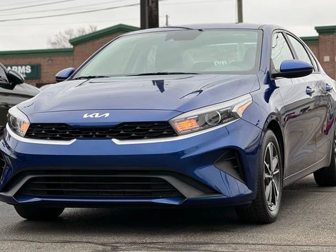 Used 2022 Kia Forte LXS image 13