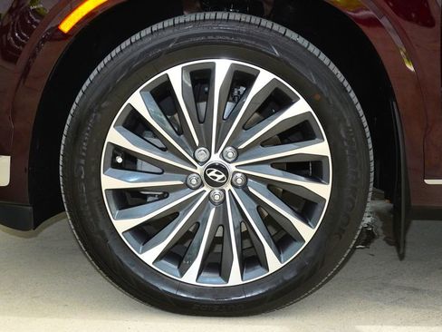 Used 2025 Hyundai Palisade Calligraphy FWD image 9