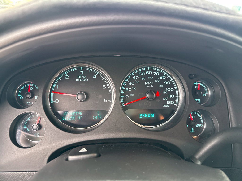 Used 2012 Chevrolet Avalanche LTZ AWD/4WD image 40