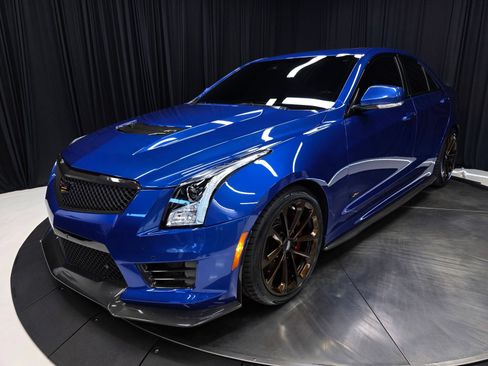 Used 2018 Cadillac ATS V w/ Luxury Package RWD image 53