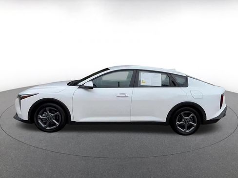 Used 2025 Kia K4 FWD image 9