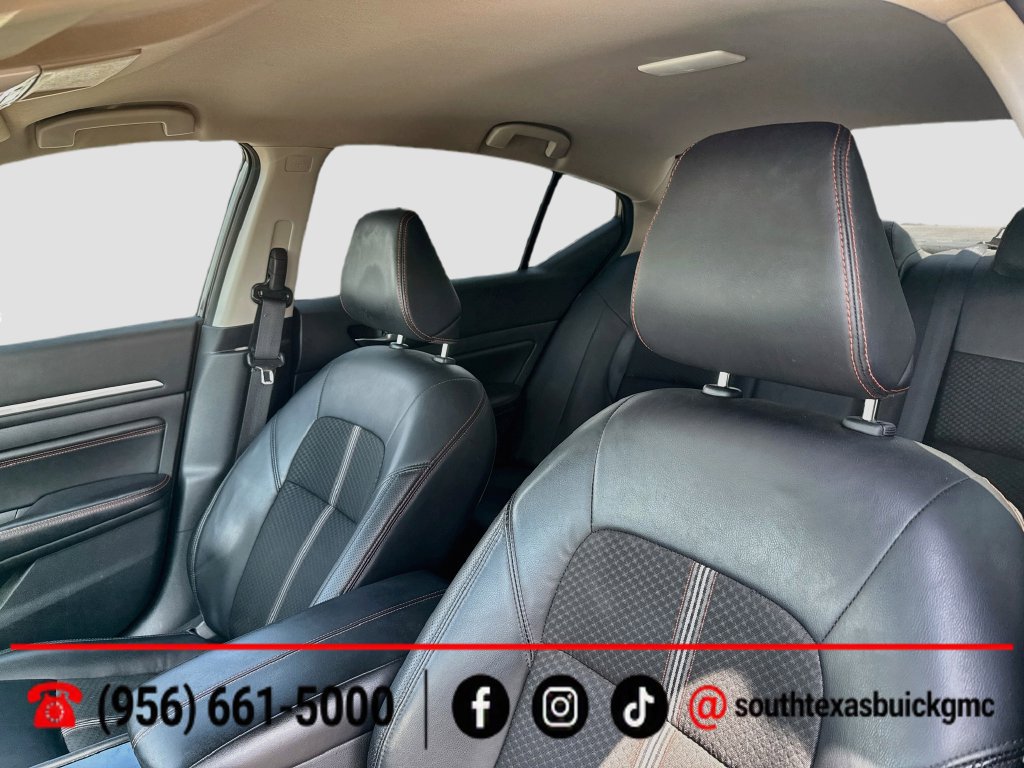Used 2023 Nissan Altima 2.5 SR FWD image 13