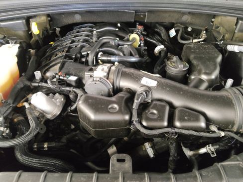 Used 2022 Jeep Grand Cherokee L Laredo w/ Luxury Tech Group I AWD/4WD image 30