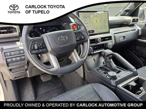 Used 2025 Toyota 4Runner TRD Off-Road Premium AWD/4WD image 21