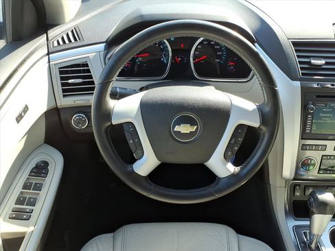 Used 2012 Chevrolet Traverse LTZ image 5