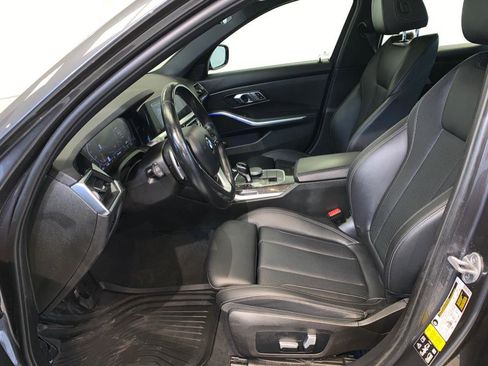 Used 2022 BMW 330i xDrive Sedan w/ Driving Assistance Package image 19