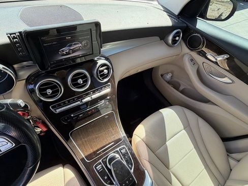 Used 2016 Mercedes-Benz GLC 300 image 17