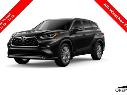 New 2026 Toyota Highlander Platinum