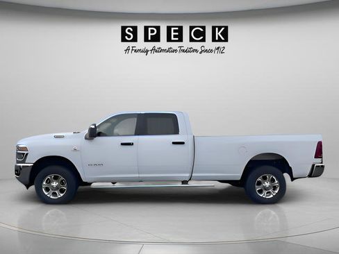 Used 2025 RAM 2500 Big Horn AWD/4WD image 2