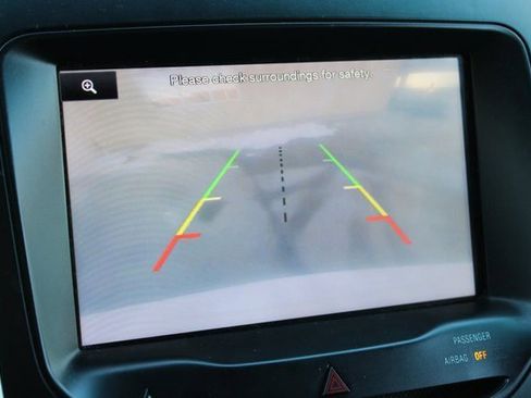 Used 2014 Ford Explorer XLT w/ Equipment Group 202A image 9