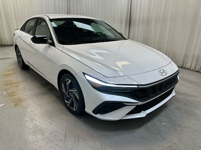Certified 2025 Hyundai Elantra SEL w/ Cargo Package