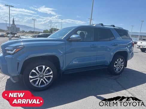 Used 2025 Toyota 4Runner Limited w/ Tow Technology Package AWD/4WD image 17