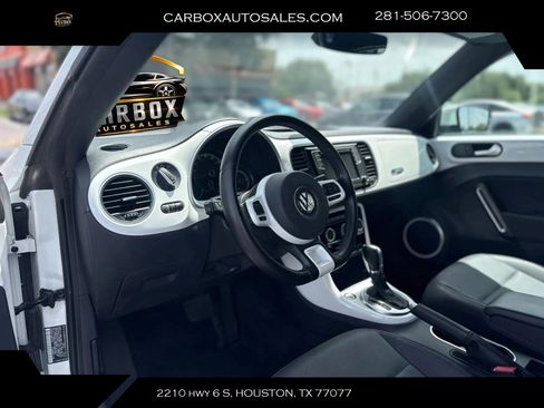 Used 2019 Volkswagen Beetle 2.0T SE FWD image 10
